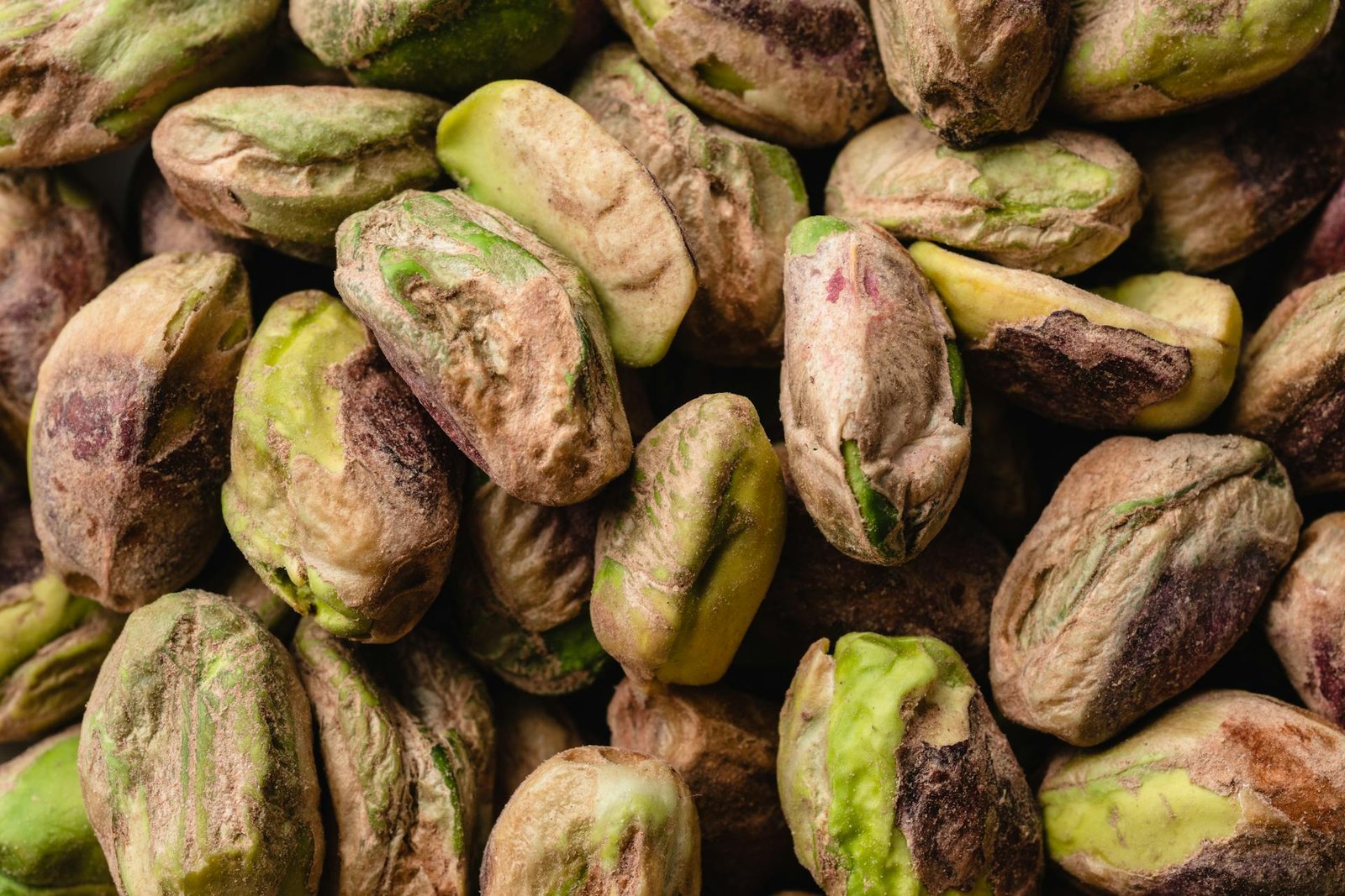 pistachio-keto-recipes-desserts-divider